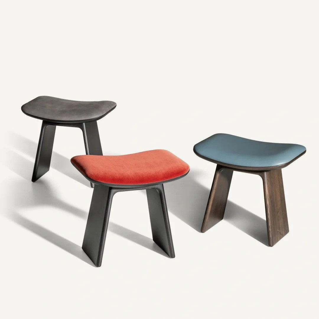 Cudddlewood Modern Minimalist Stool with a Touch of Elegance