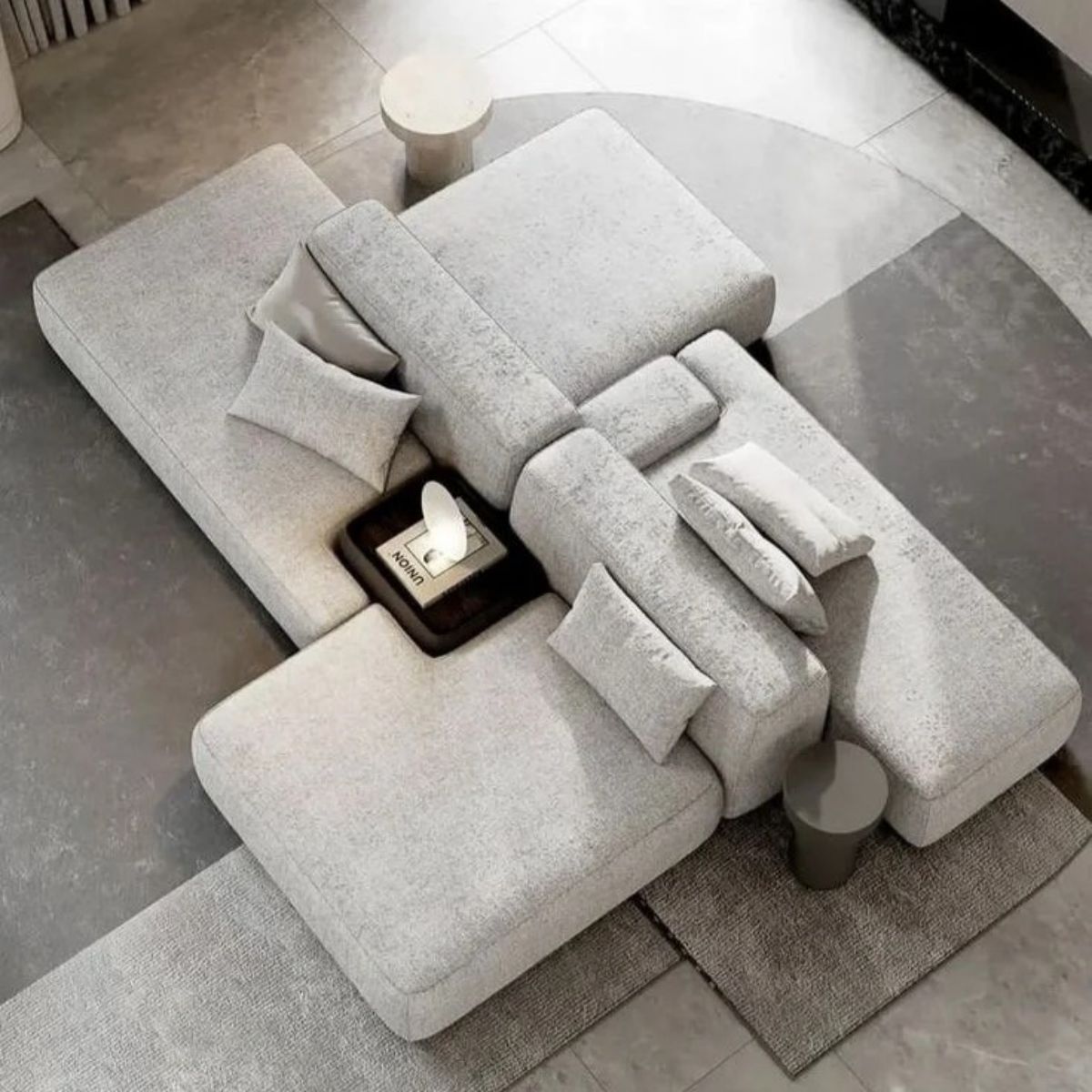 Cuudlewood Modern Elegance Velvet Sofa