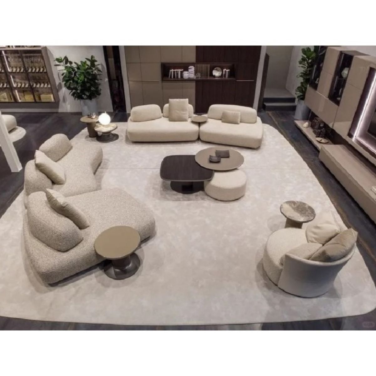Cuddlewood Sleek Contemporary Leather Sofa